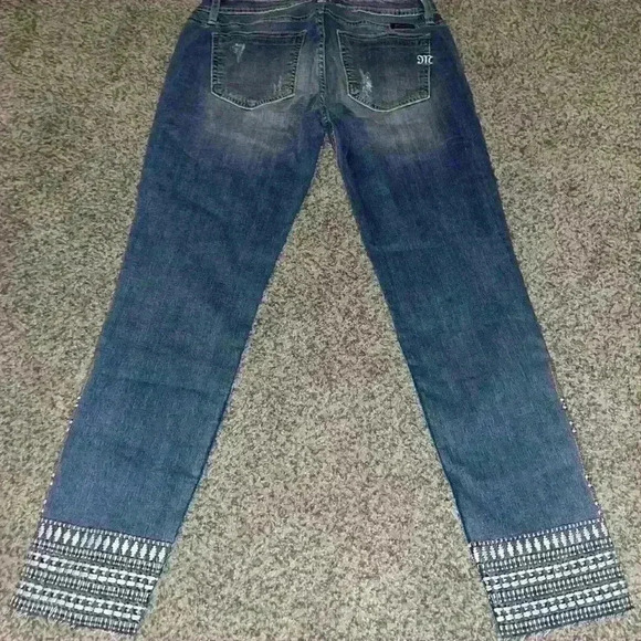 Miss Me Skinny Jeans - Picture 2 of 5